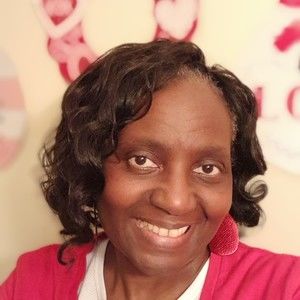 Meet your Posher, Evette